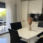 Apartment Rogoznica * Rogoznica (Sibenik-Knin)