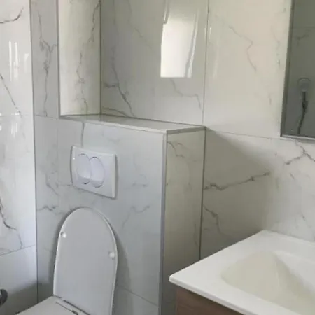 Lägenhet Apartment Rogoznica