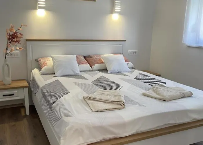 Apartment Rogoznica * Rogoznica (Sibenik-Knin)