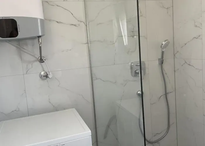 Apartment Rogoznica Lägenhet